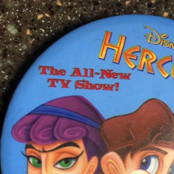 DISNEYS HERCULES TV SHOW BUTTON - Picture 2 of 3